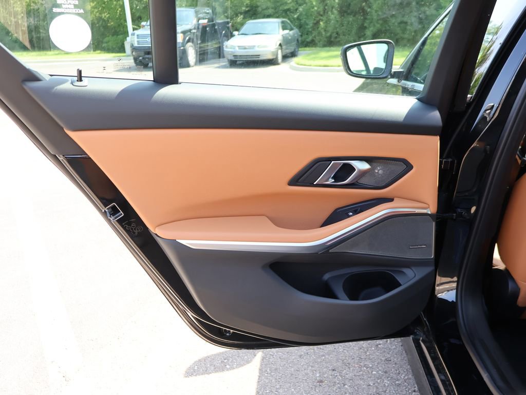 New 2025 BMW 330i xDrive 330i xDrive w/ Premium Package image 20