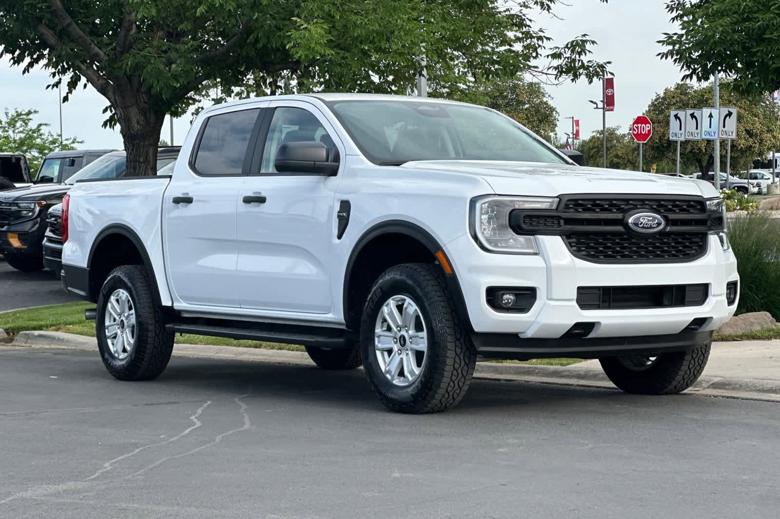Certified 2025 Ford Ranger XL w/ Trailer Tow Package AWD/4WD image 9