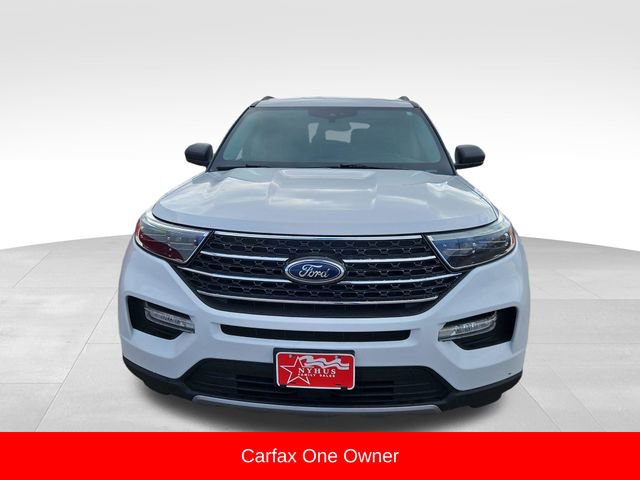 Used 2022 Ford Explorer XLT w/ Equipment Group 202A image 2
