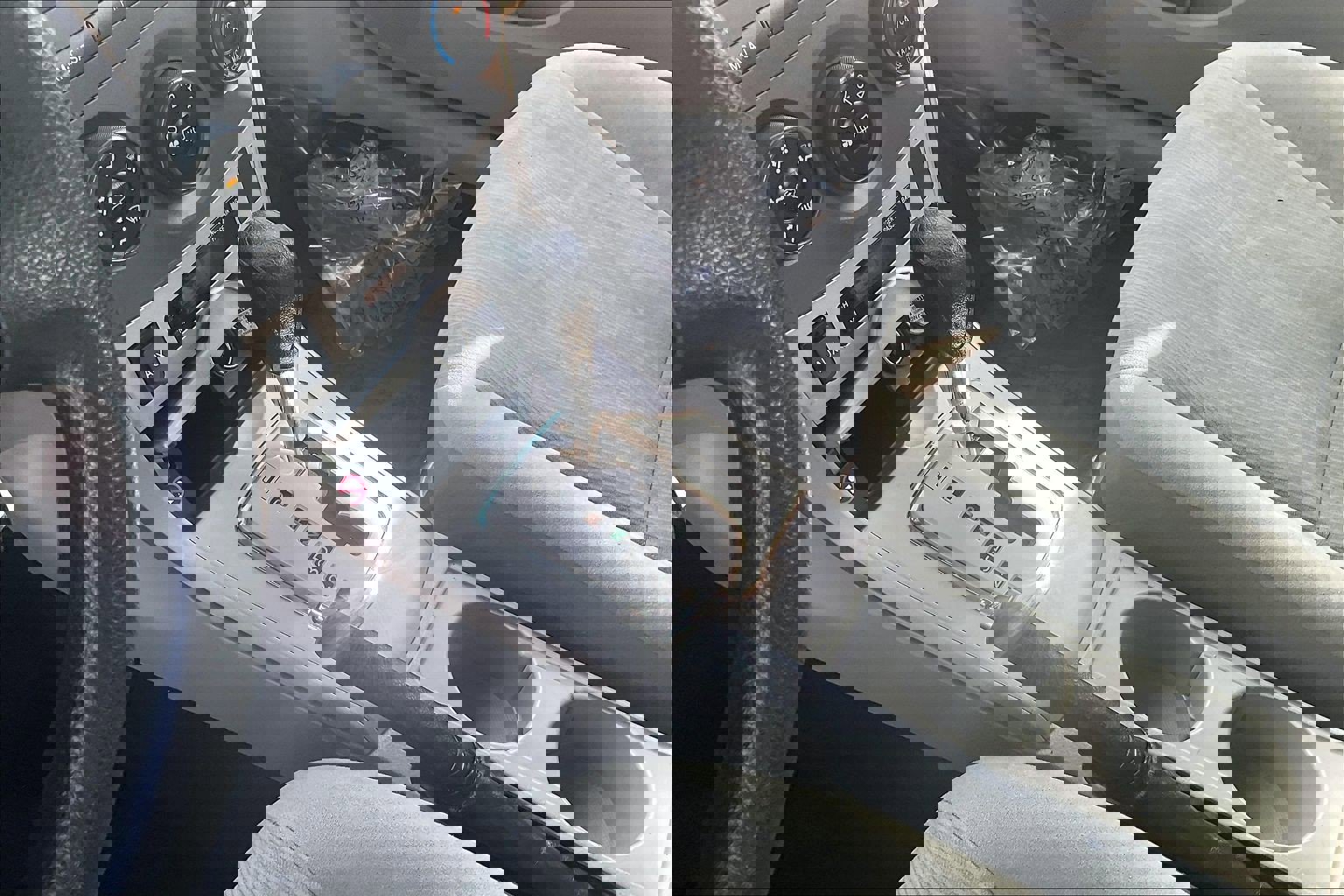 Used 2011 Toyota Corolla LE image 22