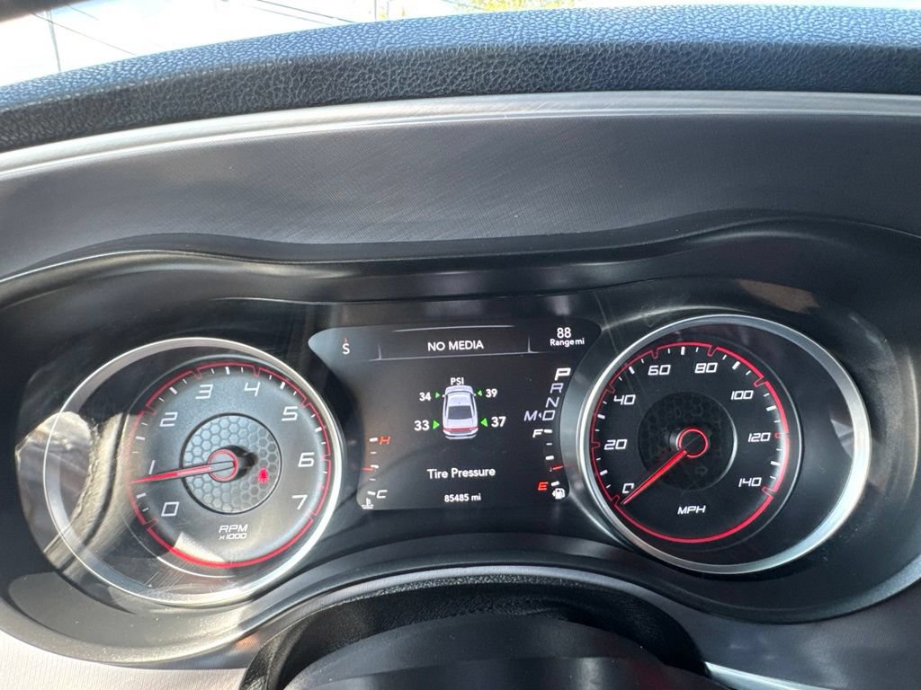 Used 2020 Dodge Charger SXT w/ Cold Weather Package RWD image 29