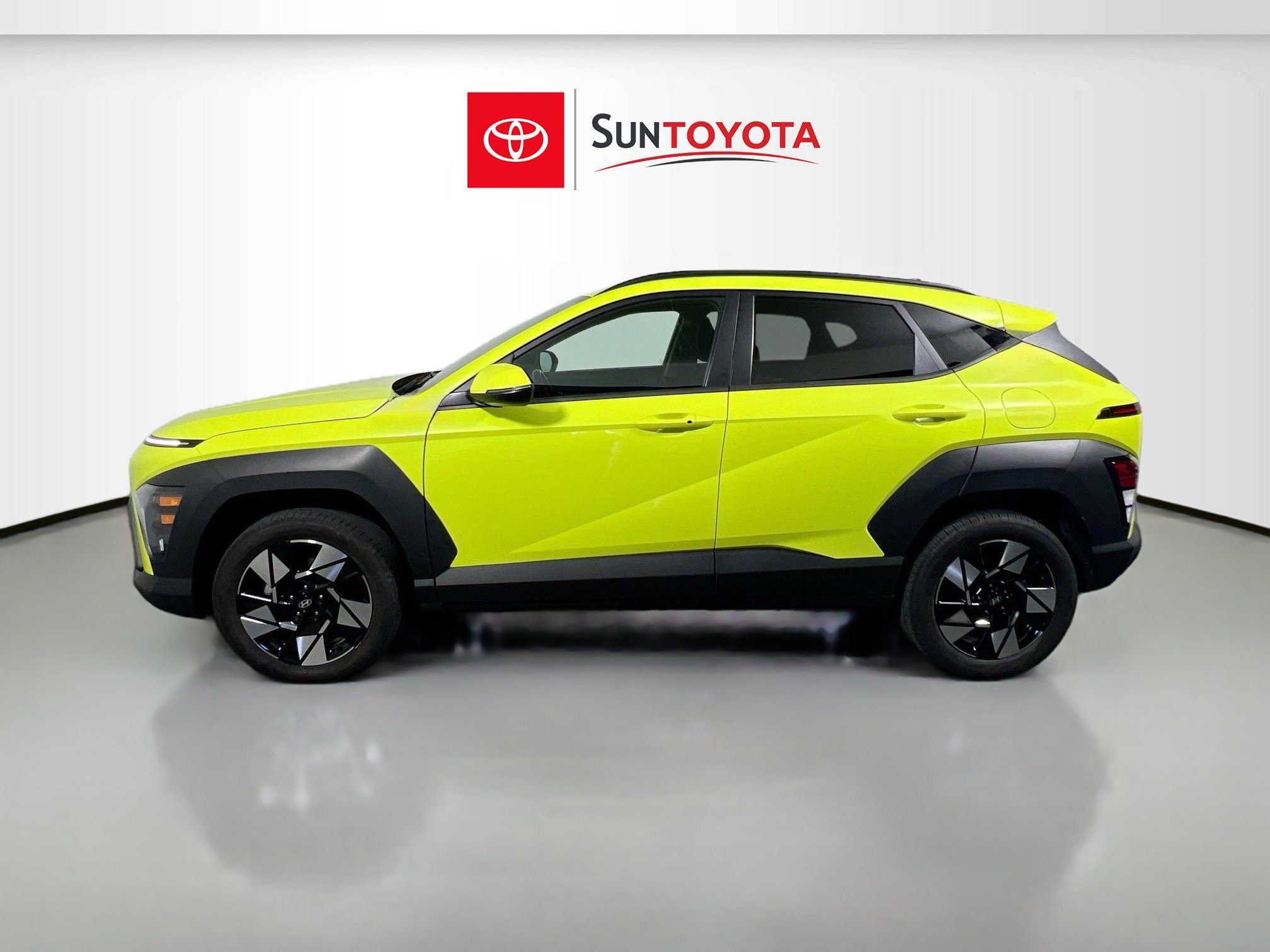 Used 2024 Hyundai Kona SEL AWD/4WD image 7