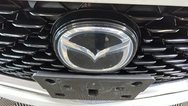 Used 2019 MAZDA MAZDA3 Sedan w/ Select Package FWD image 8
