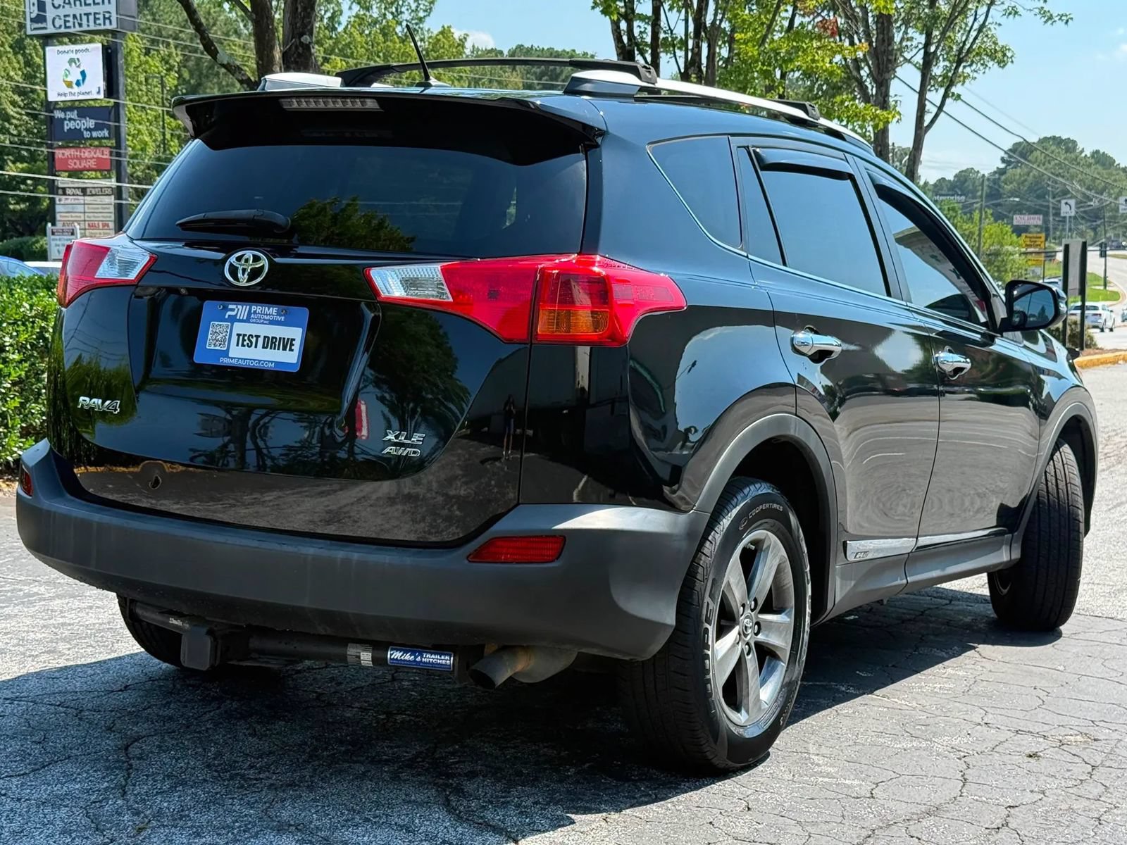 Used 2015 Toyota RAV4 XLE AWD/4WD image 5