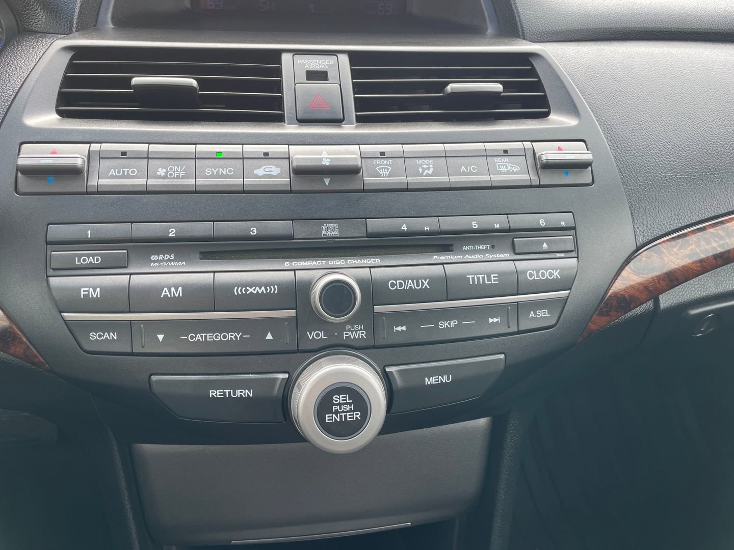 Used 2011 Honda Crosstour EX-L image 29