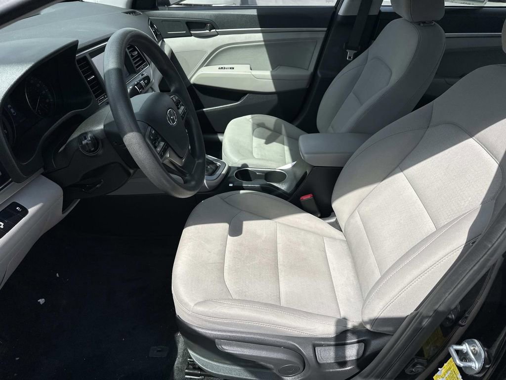 Used 2018 Hyundai Elantra SEL FWD image 19