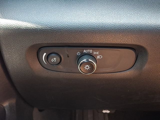 Used 2023 Chevrolet Traverse Premier w/ Redline Edition AWD/4WD image 25