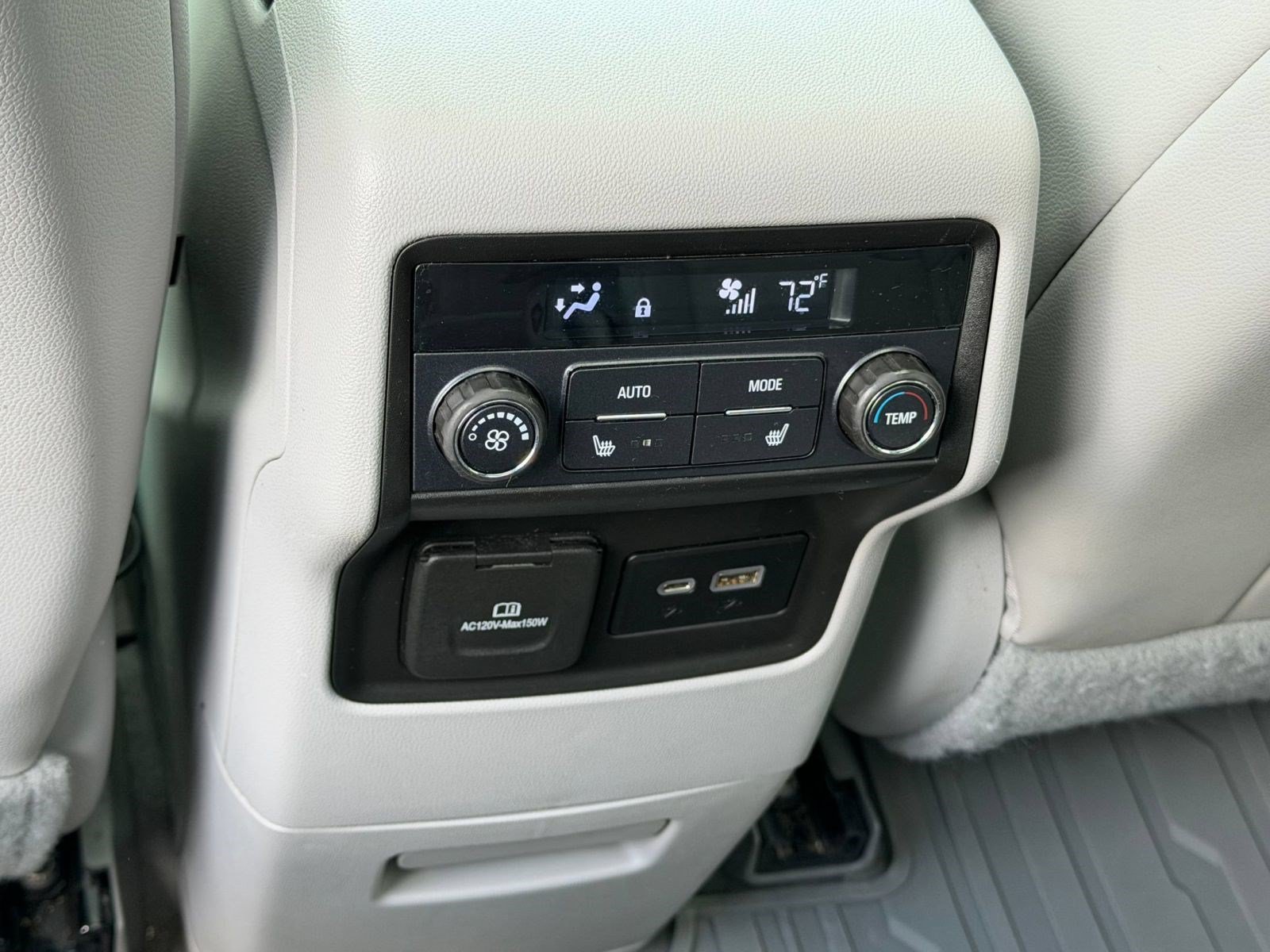 Used 2020 GMC Acadia SLT w/ Driver Alert Package II AWD/4WD image 30