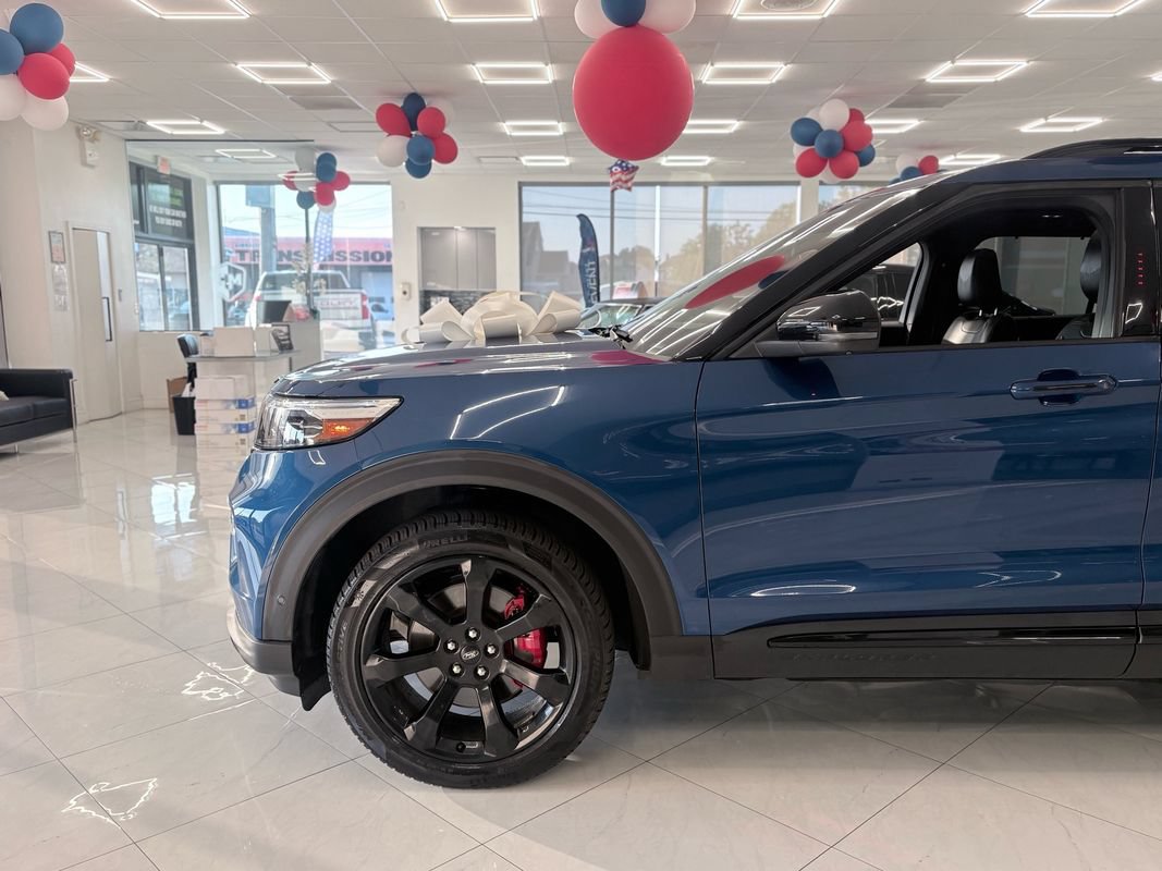 Used 2020 Ford Explorer ST w/ ST Street Pack AWD/4WD image 6
