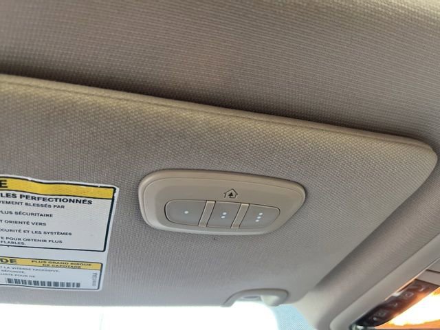 Used 2016 Jeep Cherokee Limited image 32