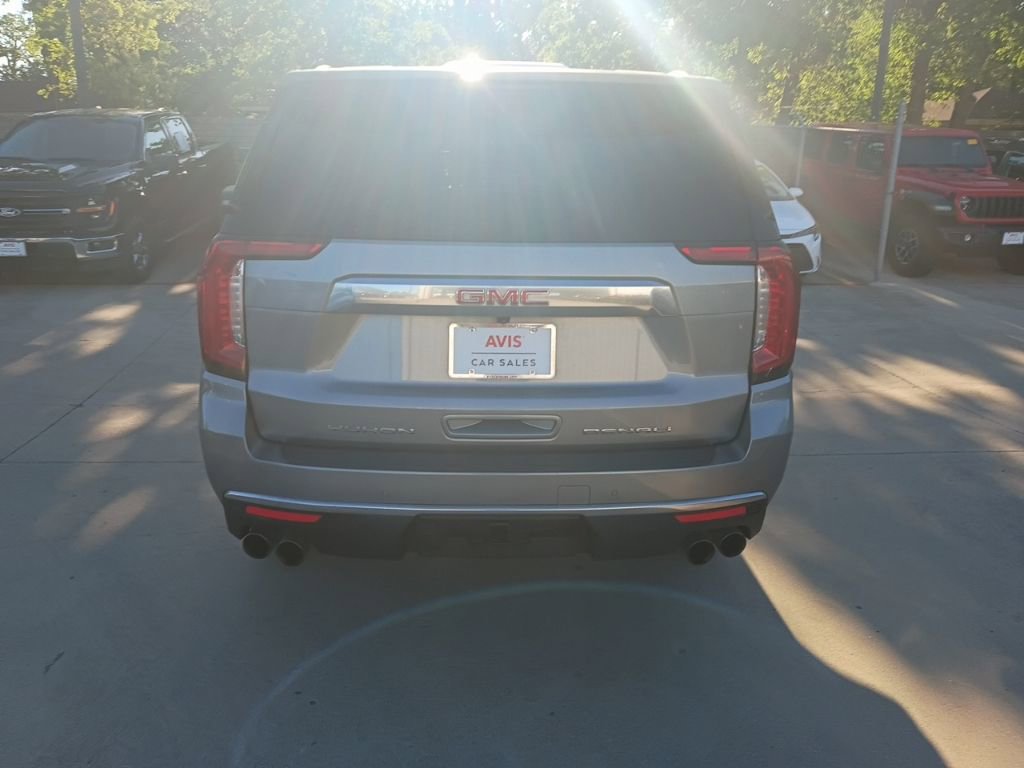 Used 2023 GMC Yukon Denali image 10