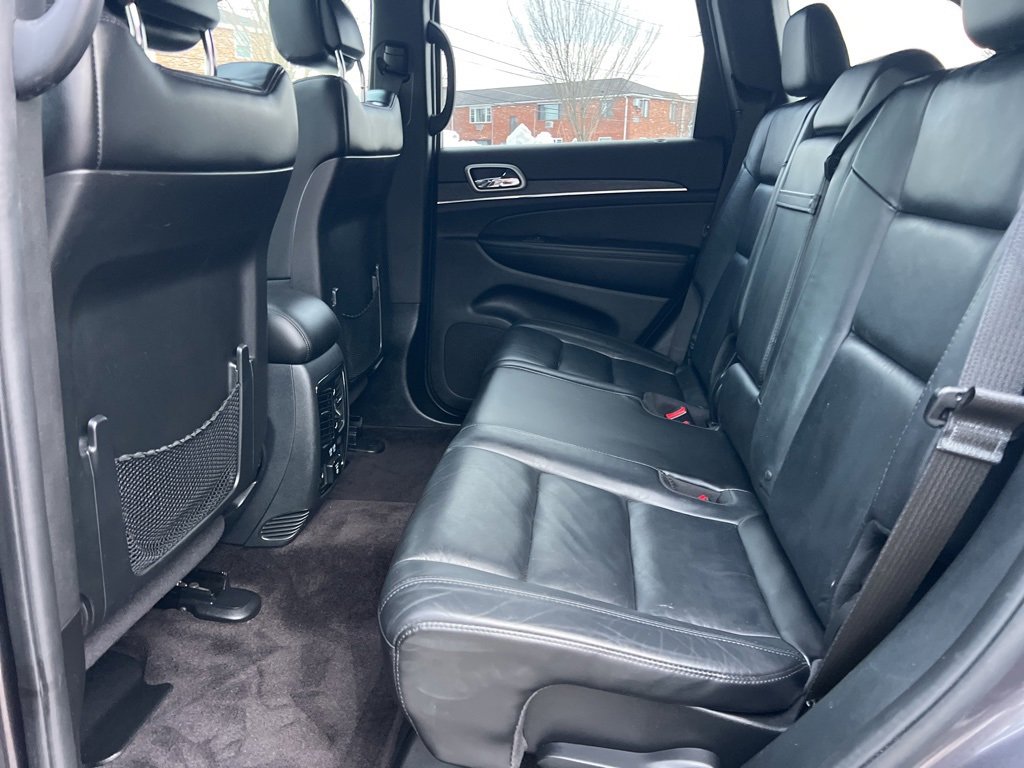 Used 2018 Jeep Grand Cherokee Limited image 25