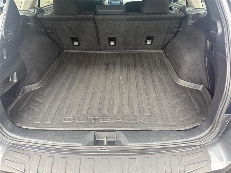 Used 2019 Subaru Outback 2.5i Premium image 30