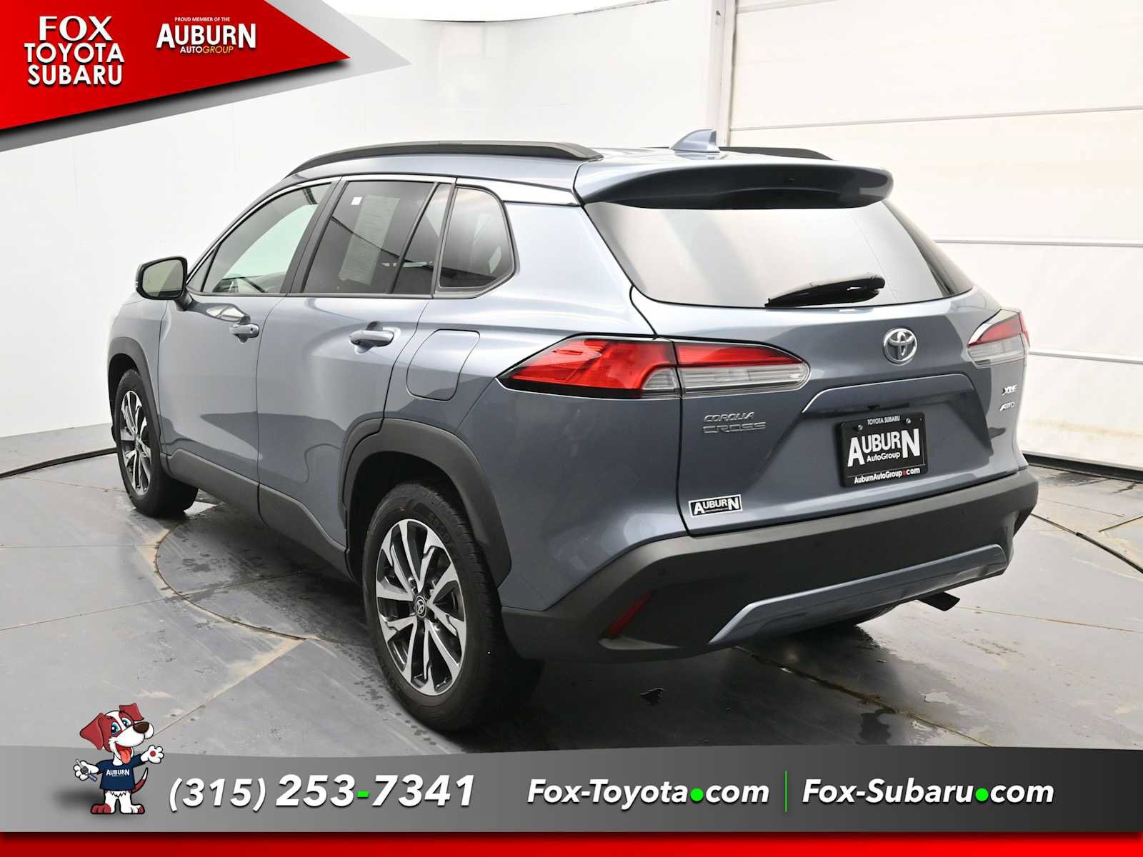 Used 2023 Toyota Corolla Cross XLE w/ Convenience Package image 12