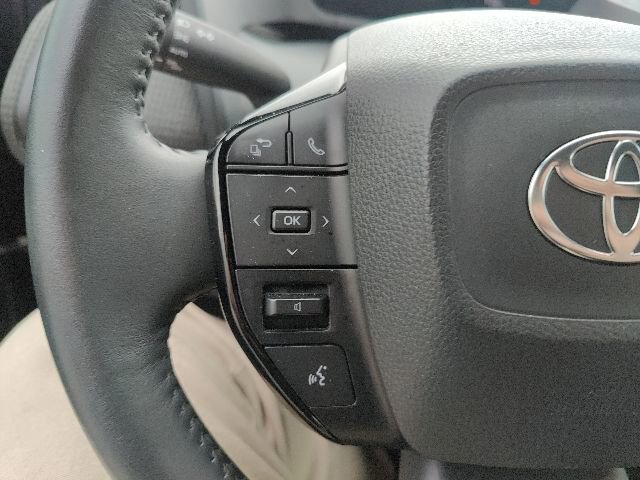 Used 2023 Toyota bZ4X XLE w/ Weather Package FWD image 37