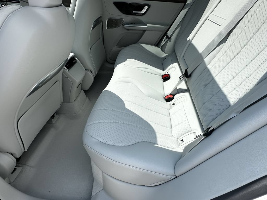 New 2027 Mercedes-Benz EQE 320+ SUV image 24
