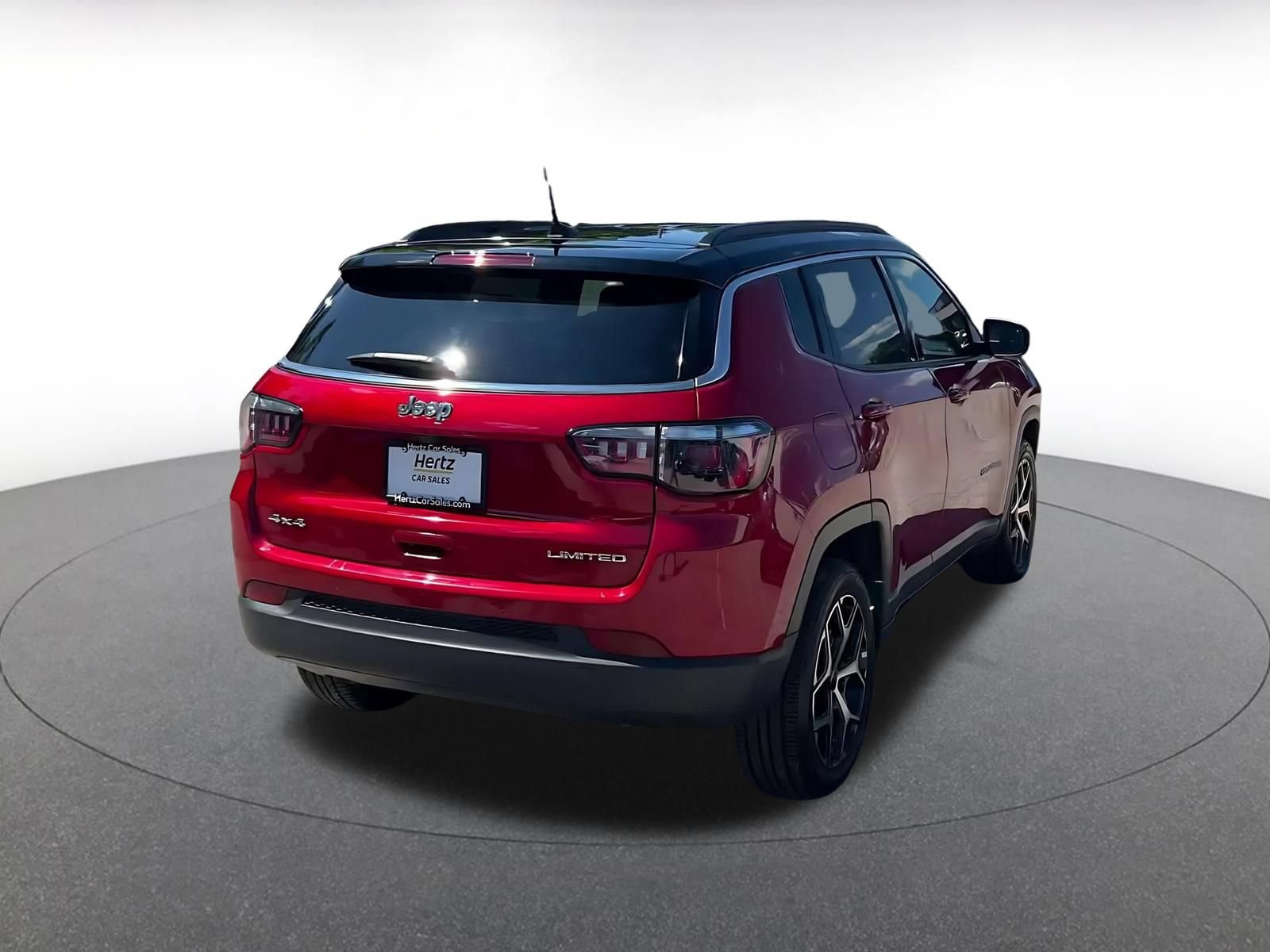 Used 2025 Jeep Compass Limited AWD/4WD image 13
