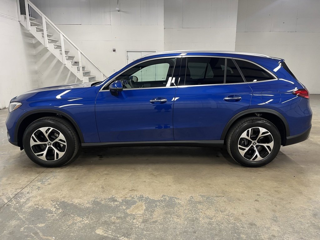 Certified 2025 Mercedes-Benz GLC 350e 4MATIC image 4