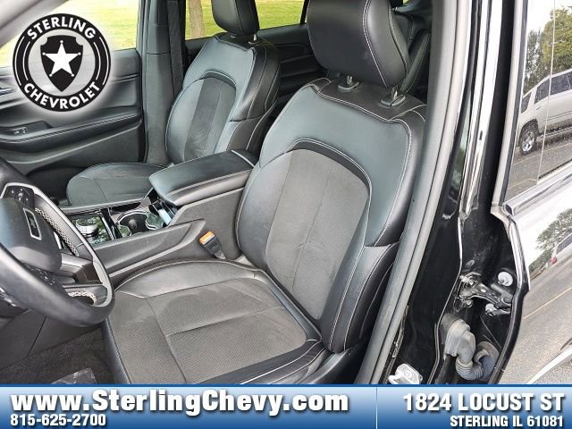 Used 2022 Jeep Grand Cherokee L Laredo image 10