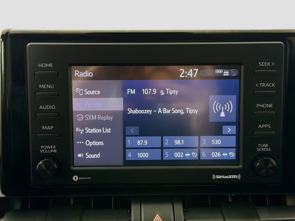 Used 2020 Toyota RAV4 LE image 30