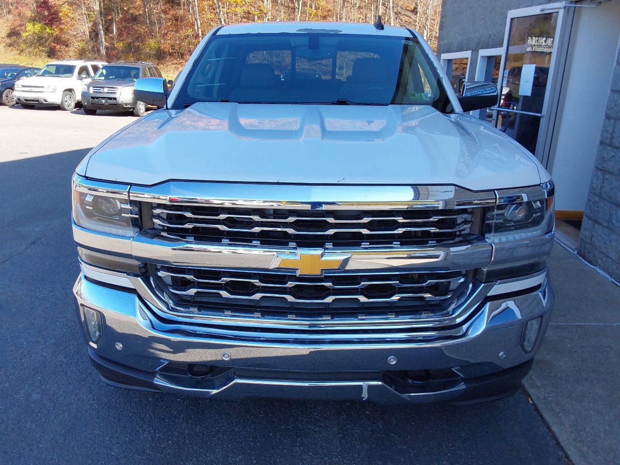 Used 2017 Chevrolet Silverado 1500 LTZ w/ Sport Package image 10