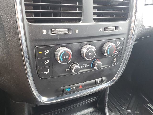 Used 2016 Dodge Grand Caravan SXT image 27