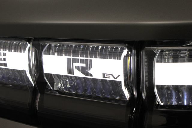 New 2026 GMC Hummer EV 3X w/ Carbon Fiber Edition Package AWD/4WD image 16