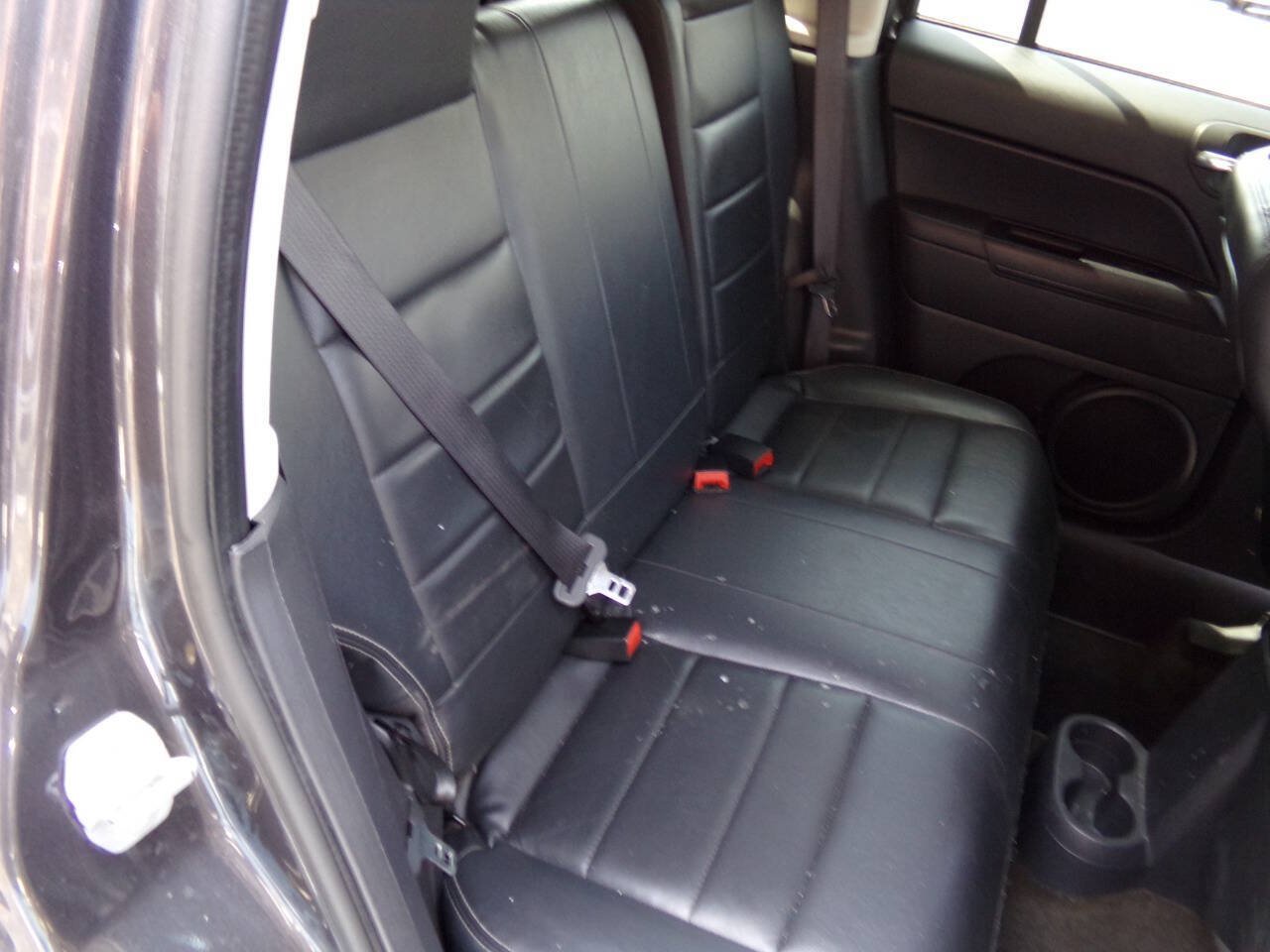 Used 2016 Jeep Patriot High Altitude AWD/4WD image 21
