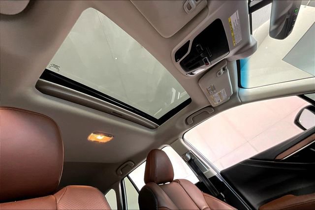 Used 2022 Subaru Outback Touring image 22