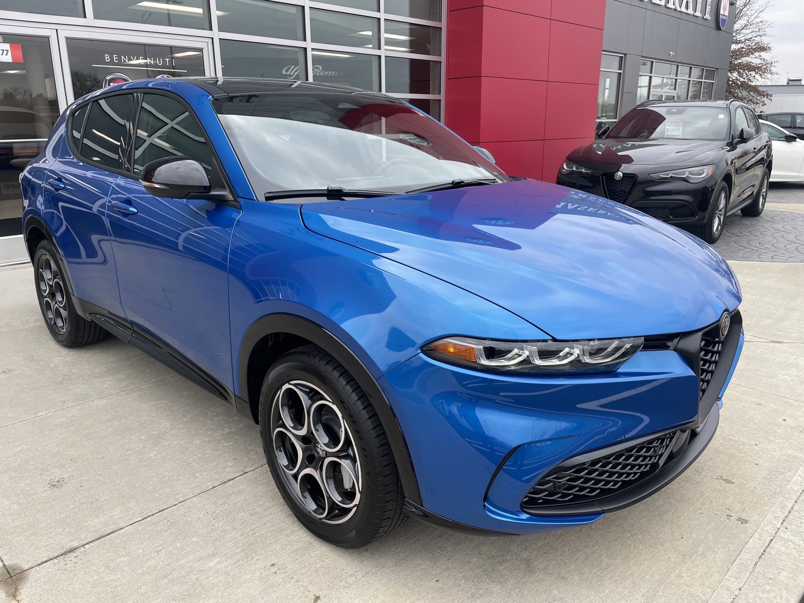 New 2025 Alfa Romeo Tonale image 4