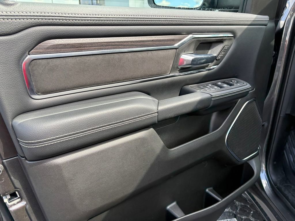 New 2026 RAM 1500 Laramie w/ Laramie Preferred Package AWD/4WD image 13