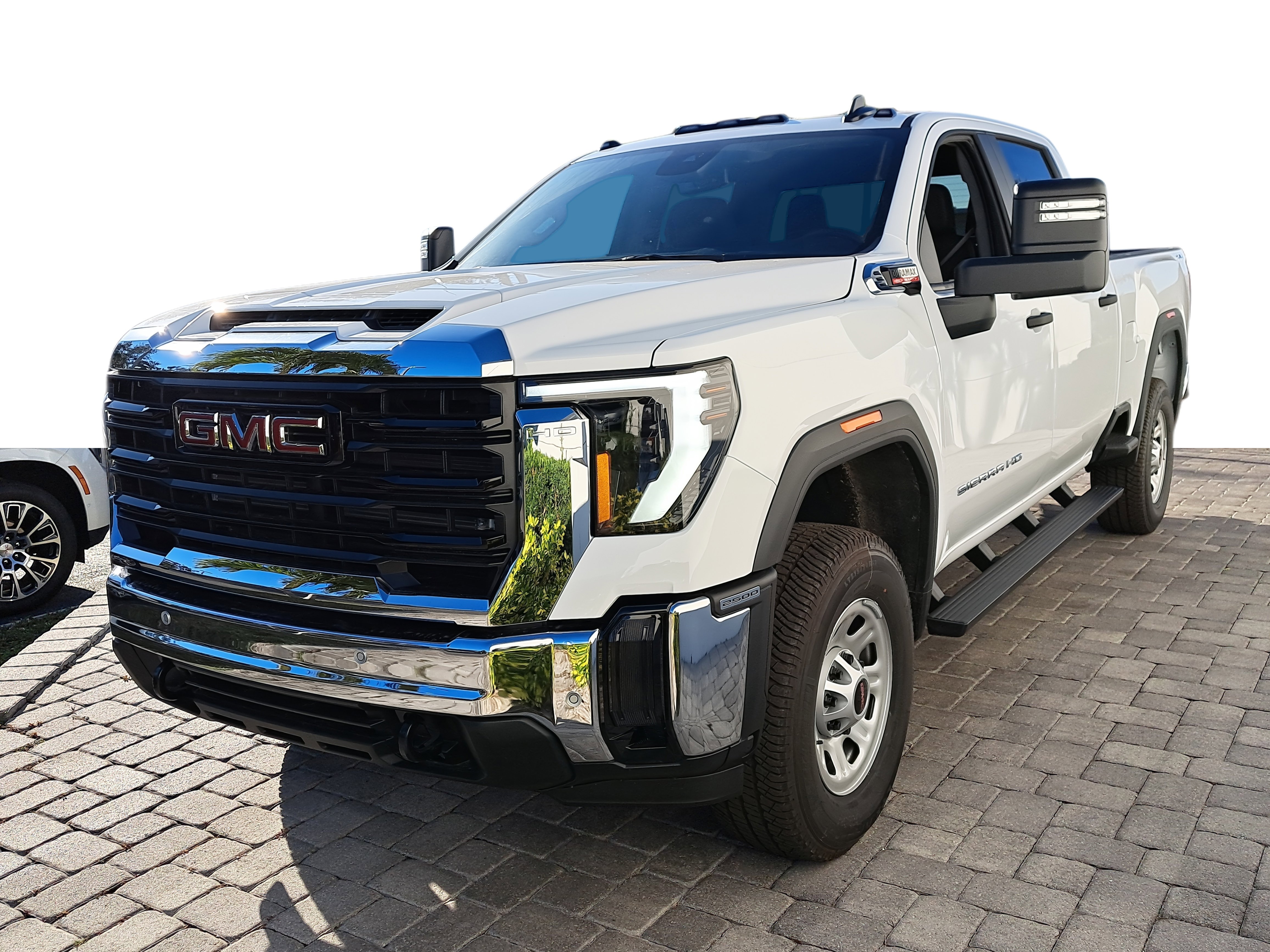 New 2026 GMC Sierra 2500 Pro w/ 1SA Pro Safety Plus Package AWD/4WD image 3