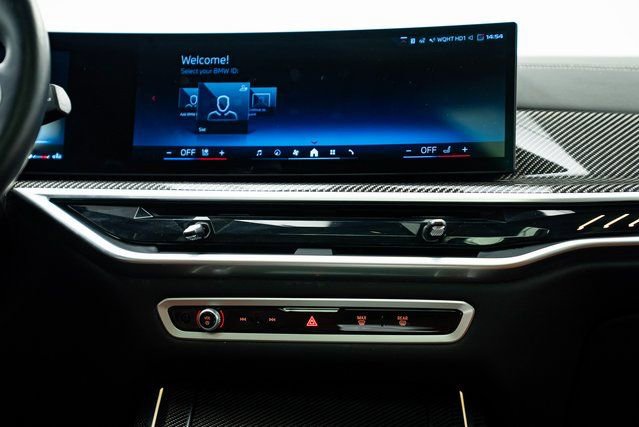 Used 2026 BMW X7 M60i image 34