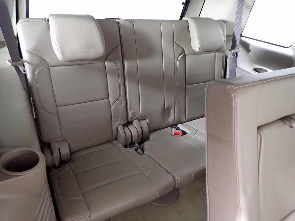 Used 2017 GMC Yukon SLT image 31
