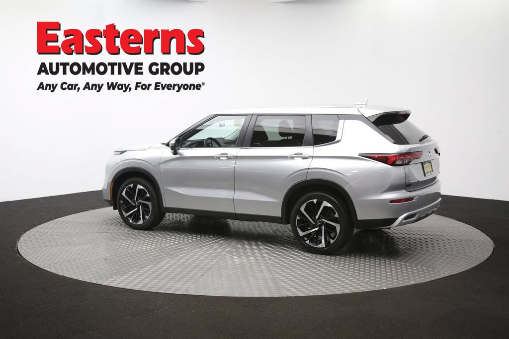 Used 2024 Mitsubishi Outlander SE AWD/4WD image 62