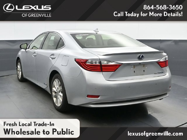 Used 2013 Lexus ES 300h FWD image 7