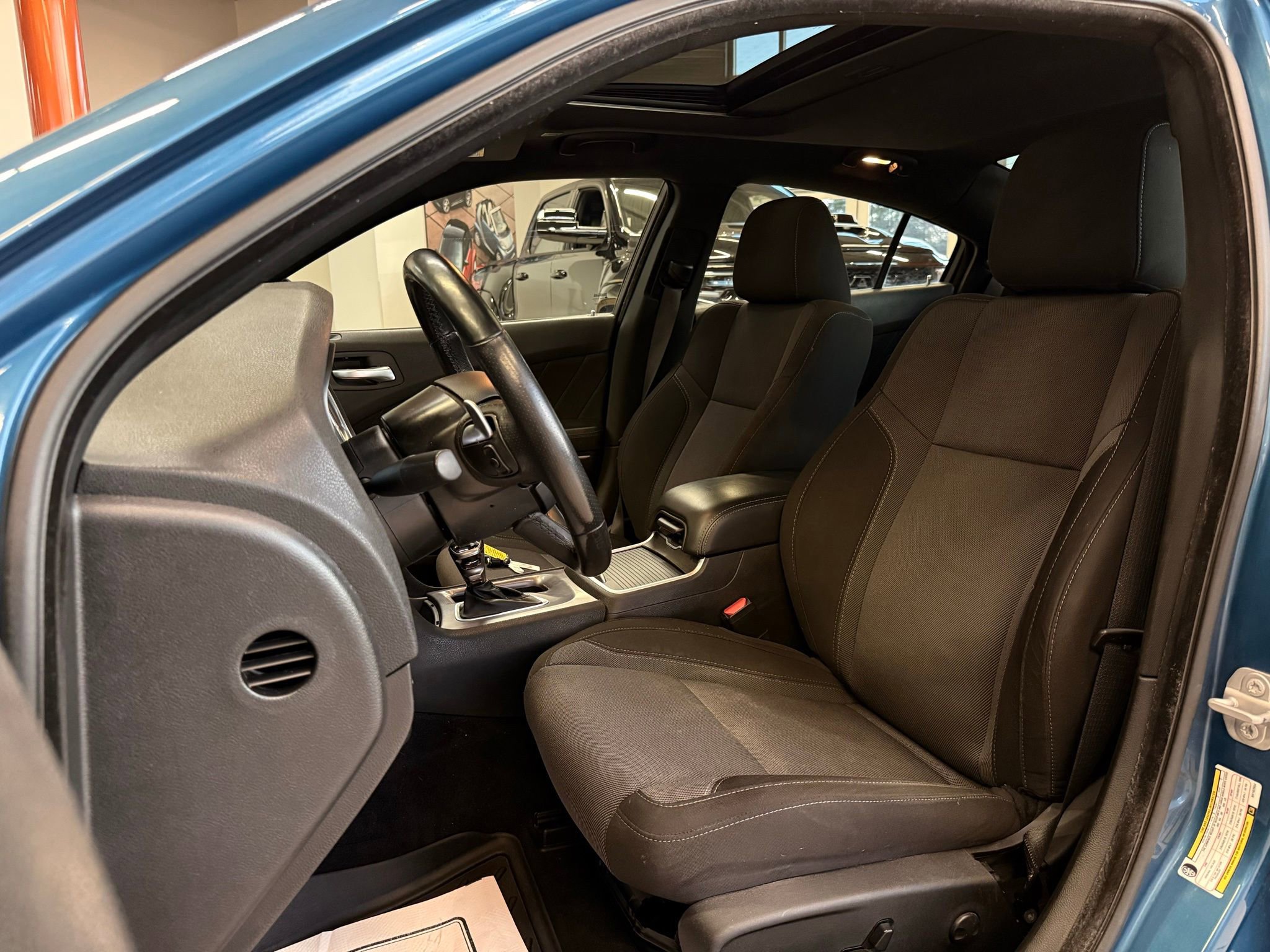 Used 2022 Dodge Charger SXT w/ Navigation & Travel Group image 34