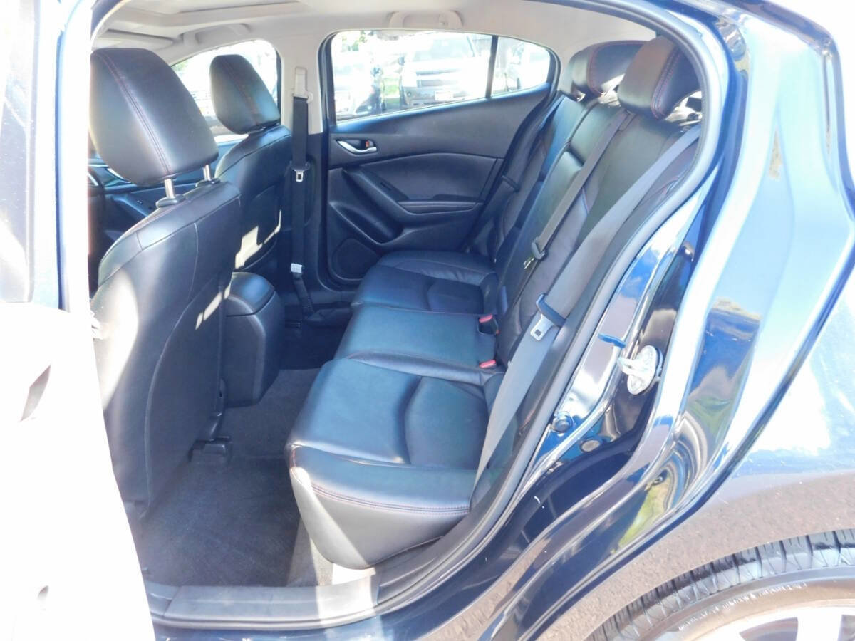 Used 2015 MAZDA MAZDA3 i Grand Touring image 5