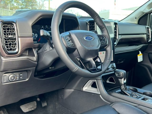 New 2025 Ford Ranger Lariat w/ FX4 Off-Road Package image 19