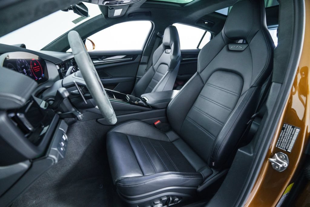 Certified 2025 Porsche Panamera GTS AWD/4WD image 5