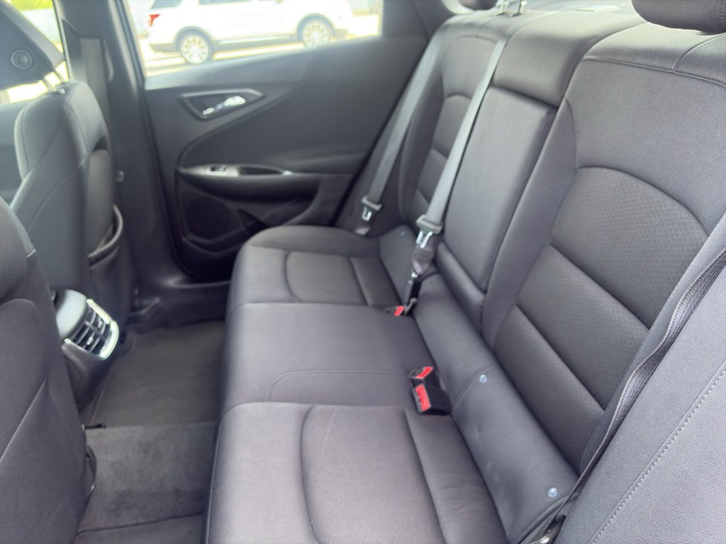Used 2023 Chevrolet Malibu LT FWD image 15