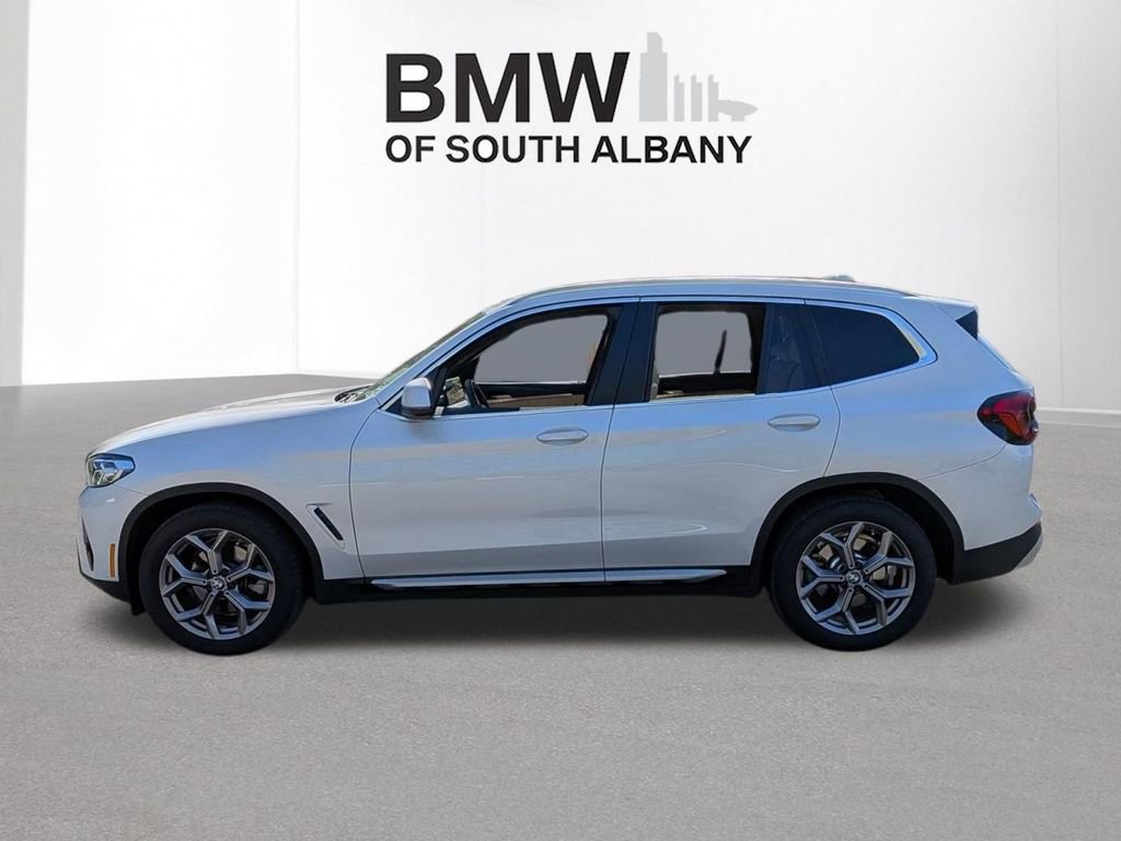 Certified 2024 BMW X3 xDrive30i w/ Premium Package AWD/4WD image 3