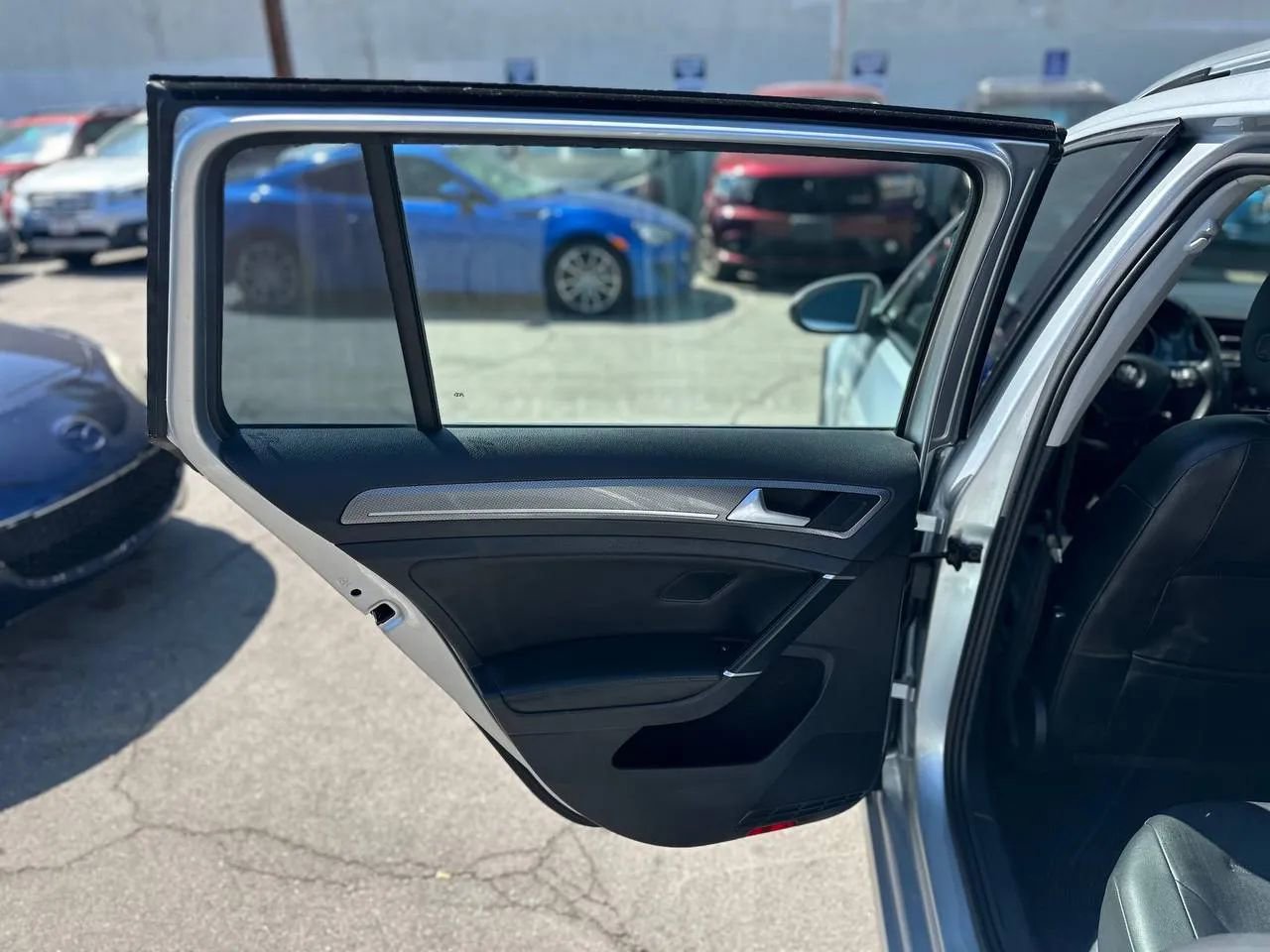 Used 2017 Volkswagen Golf Alltrack SEL AWD/4WD image 29
