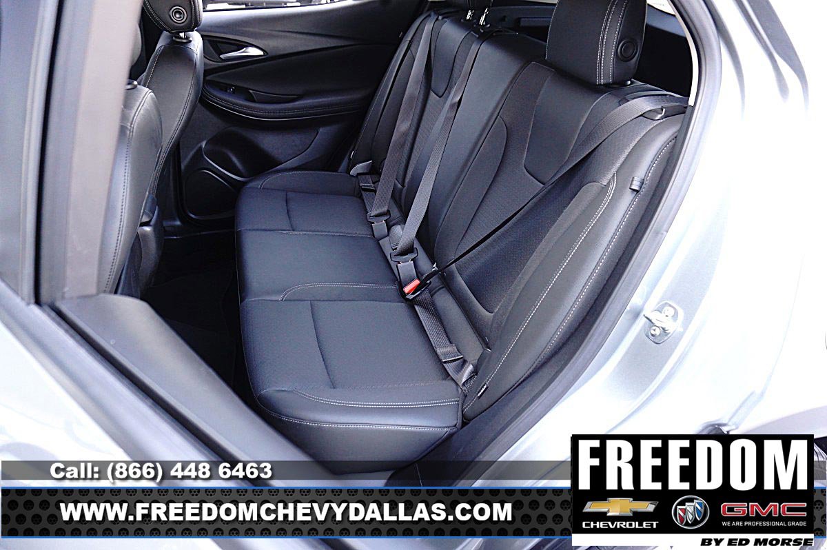 Certified 2025 Buick Encore GX Preferred FWD image 10