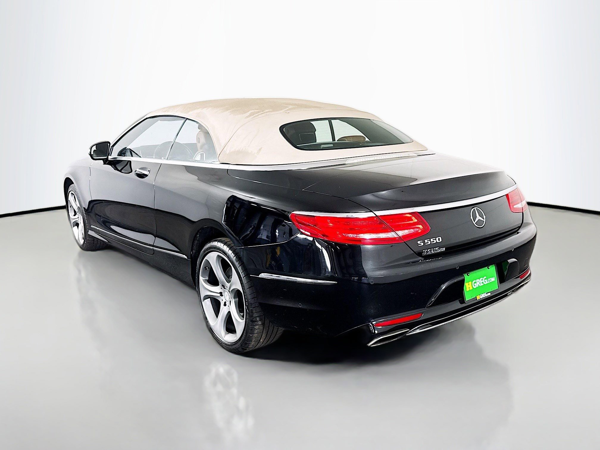 Used 2017 Mercedes-Benz S 550 Cabriolet image 7