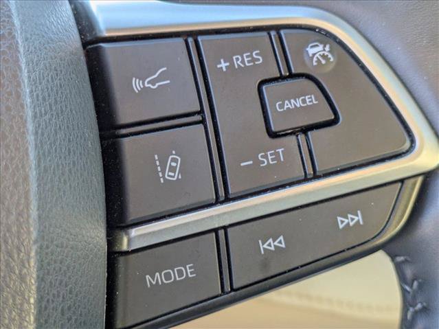 Used 2022 Toyota Highlander Limited FWD image 14