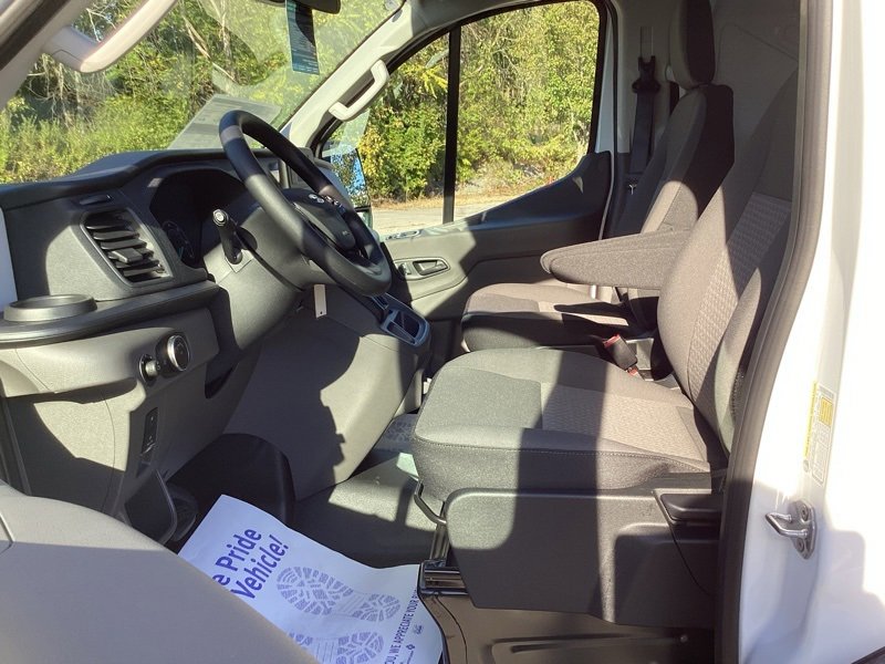 New 2025 Ford Transit 250 Low Roof image 15