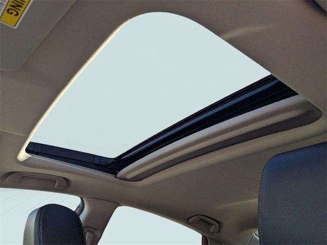 Used 2019 Honda Civic Touring image 3