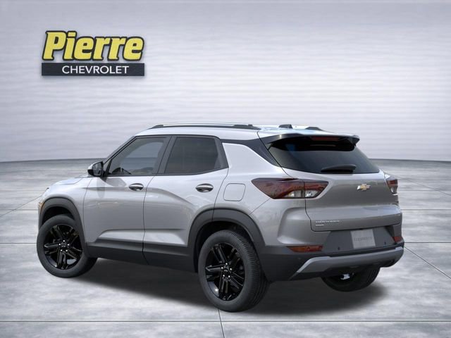 New 2026 Chevrolet TrailBlazer LT w/ Midnight Edition AWD/4WD image 3