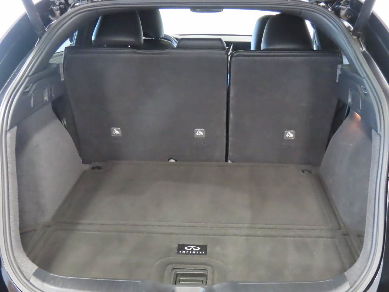 Used 2023 INFINITI QX55 Luxe w/ Cargo Package AWD/4WD image 16